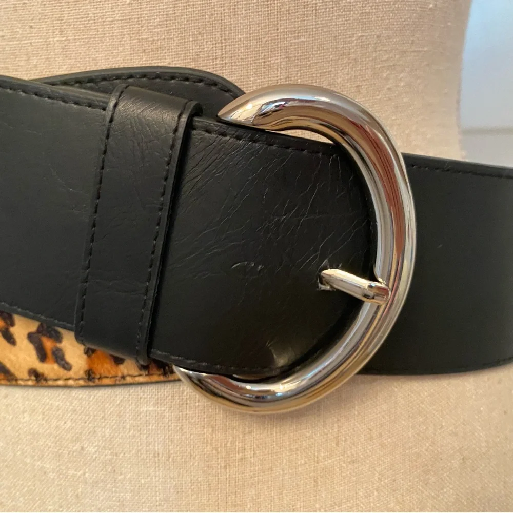 CHICO’S BELT BLACK FAUX LEATHER STRETCH ELASTIC SILVER BUCKLE ANIMAL ACCENT Sz M
